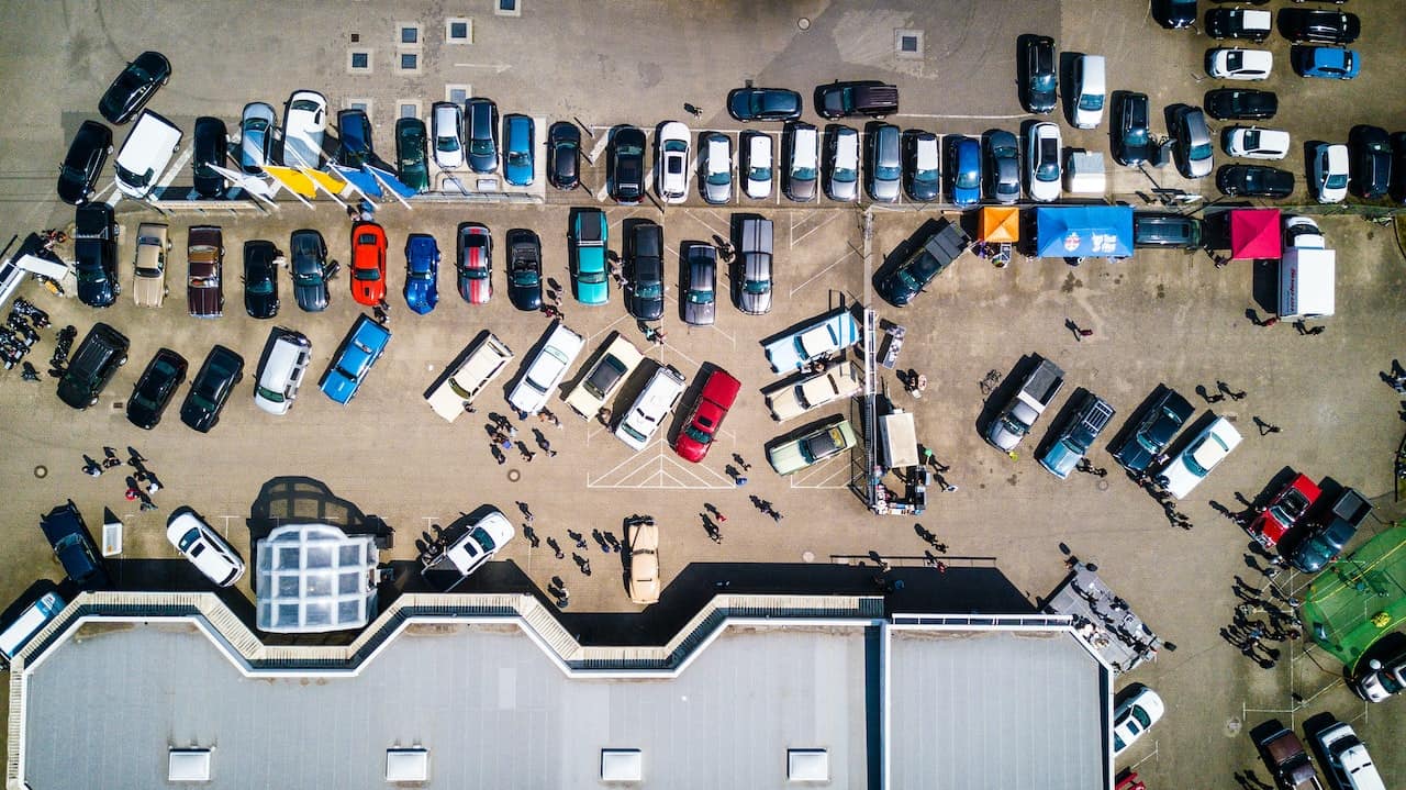 Prijs autoverzekering zakt verder